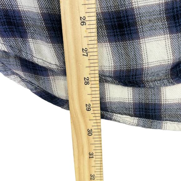 American Eagle Boyfriend Fit Flannel Shirt Womens L Blue White Plaid Button Up - Picture 6 of 9